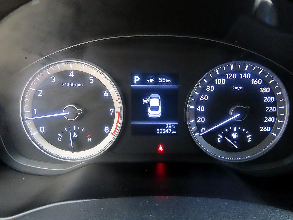 Hyundai Grandeur — photo 09