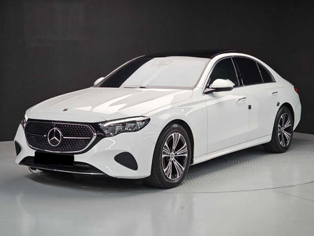 Mercedes-Benz E-Class — photo 01