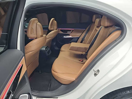 Mercedes-Benz E-Class — photo 12