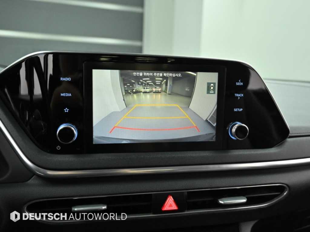 Hyundai Sonata — photo 15