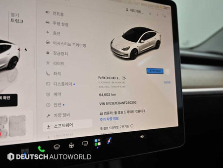 Tesla Model 3 — photo 08