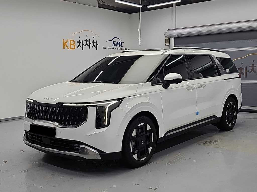 Kia Carnival — photo 02