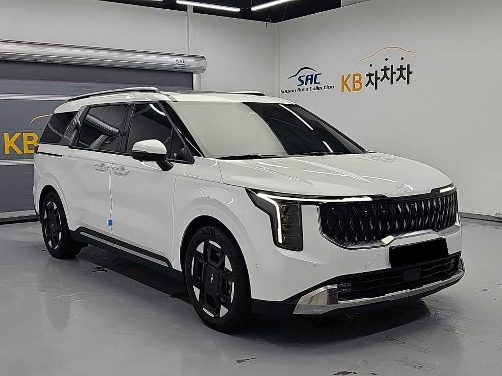 Kia Carnival — photo 05