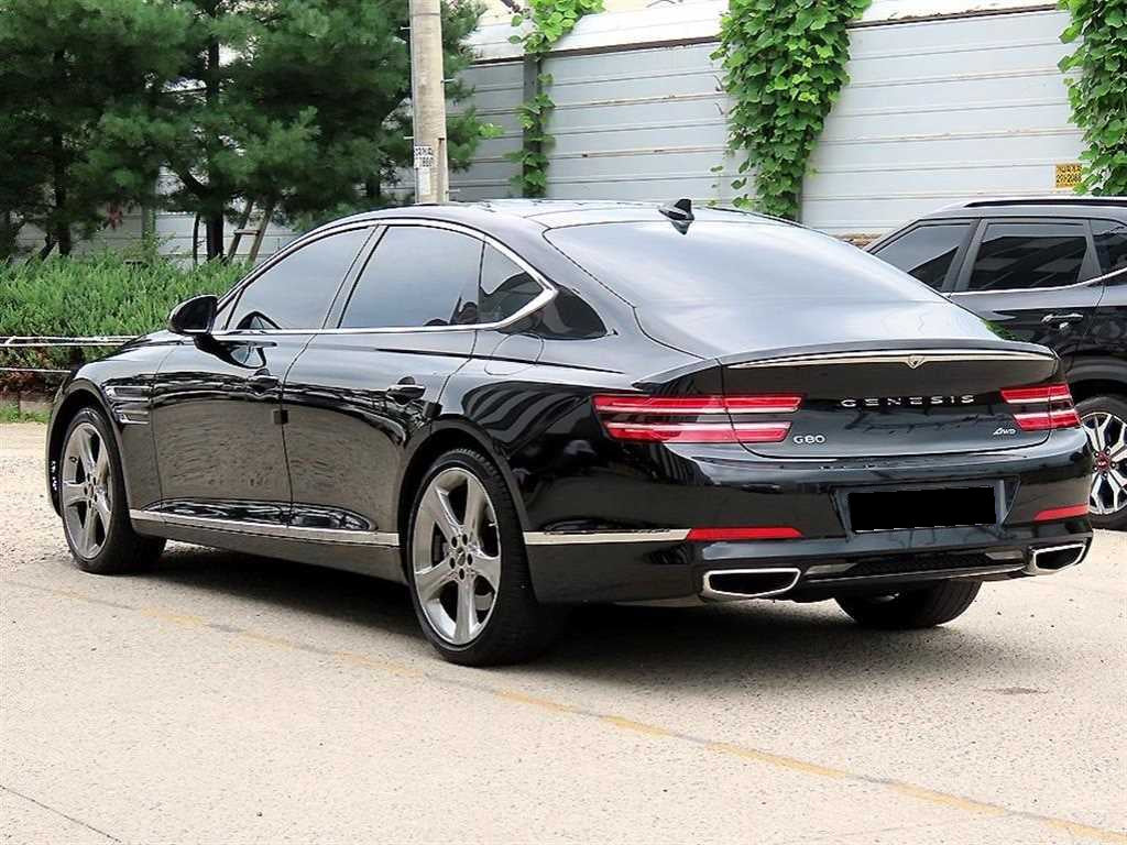 Genesis G80 — photo 03