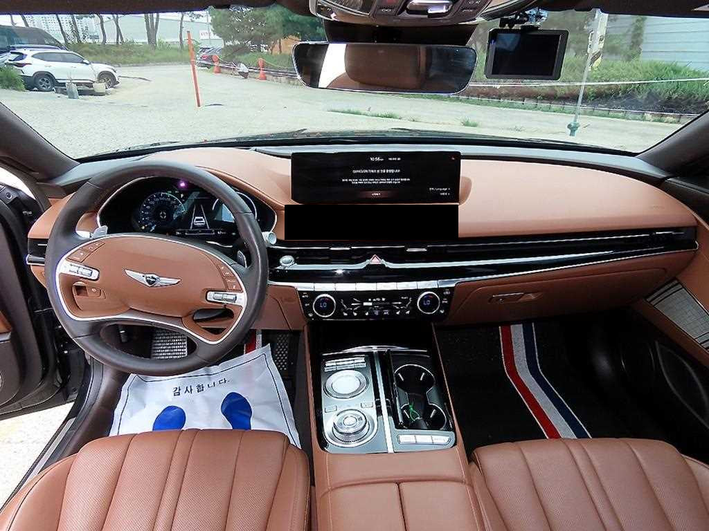 Genesis G80 — photo 07