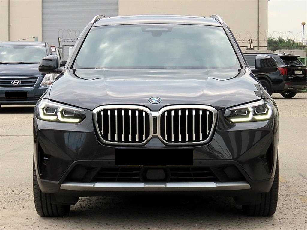BMW X3 — photo 02