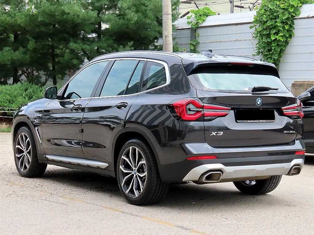 BMW X3 — photo 03