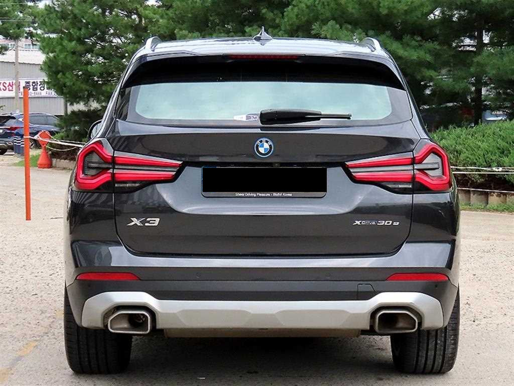 BMW X3 — photo 04