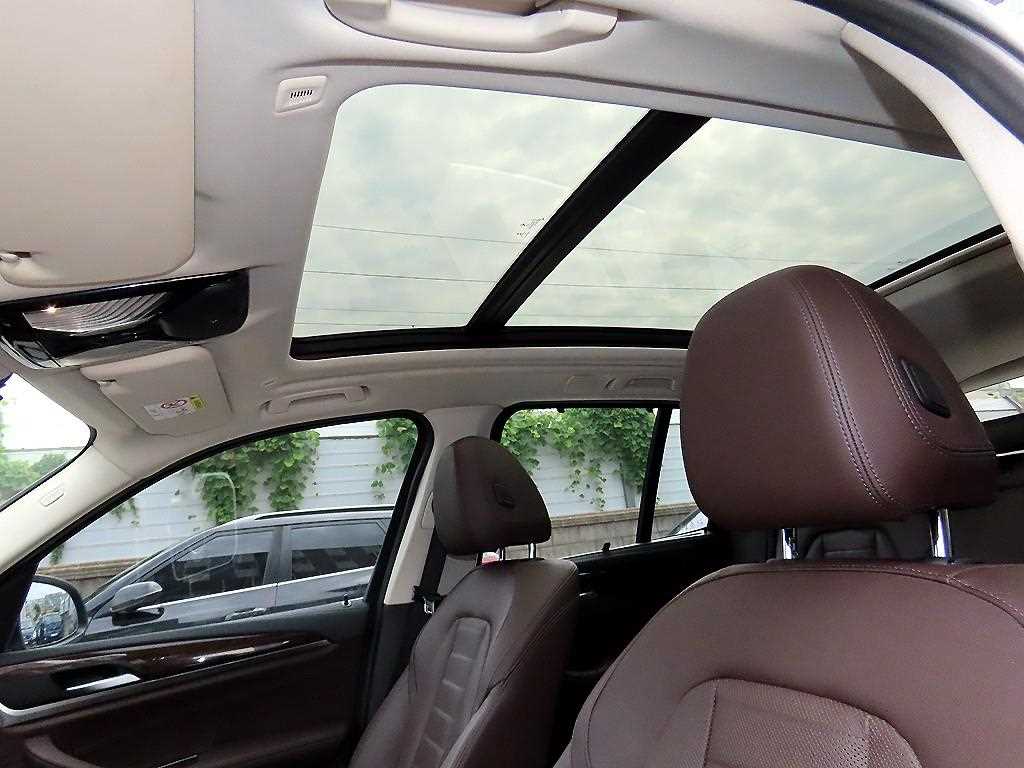 BMW X3 — photo 16