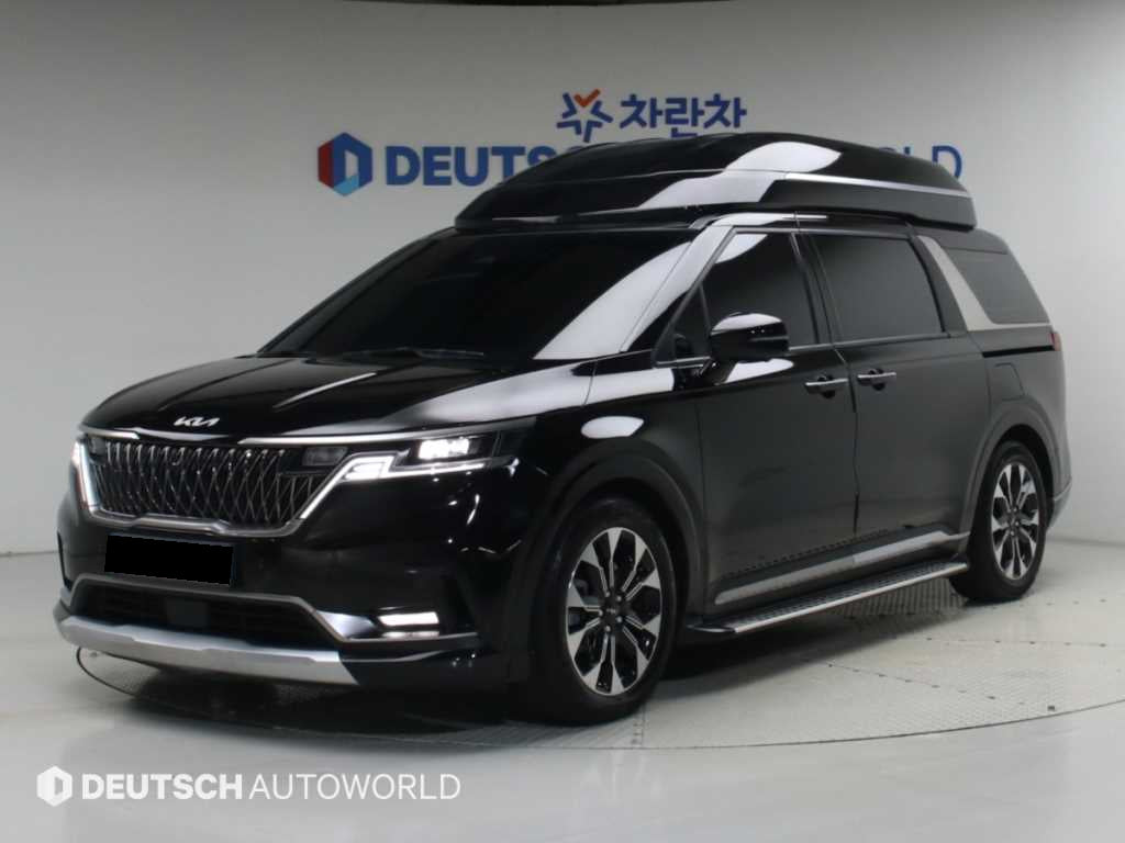 Kia Carnival — photo 01