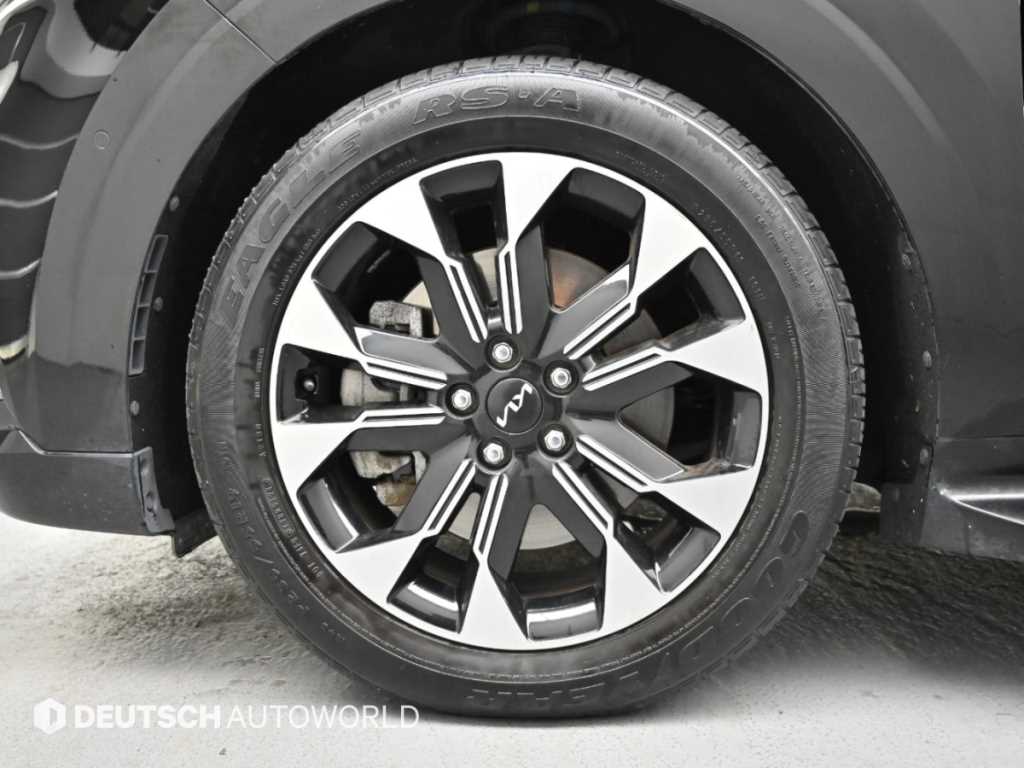 Kia Carnival — photo 05