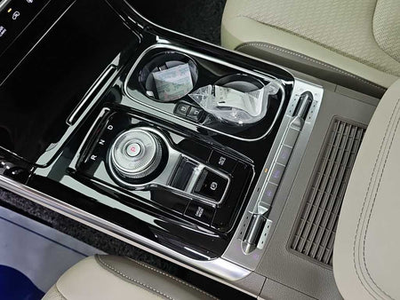 Kia Carnival — photo 09