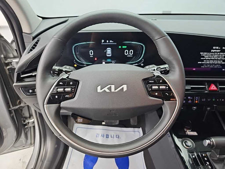 Kia Niro — photo 09