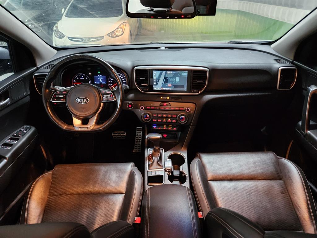 Kia Sportage — photo 08