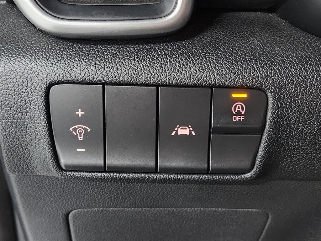 Kia Sportage — photo 16