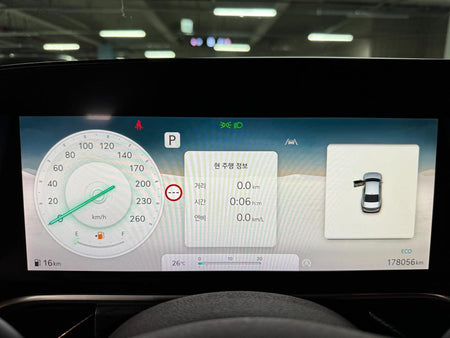 Genesis G90 — photo 09