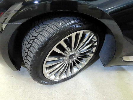 Kia K9 — photo 20