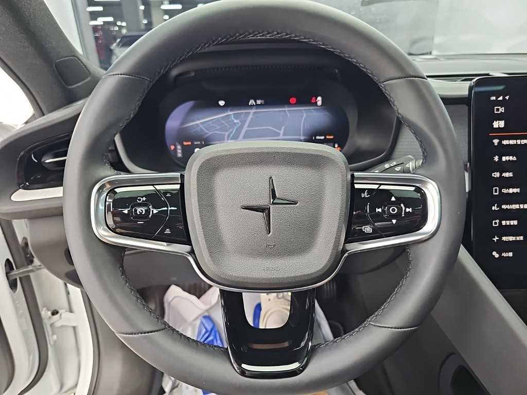 Polestar Polestar 2 — photo 09
