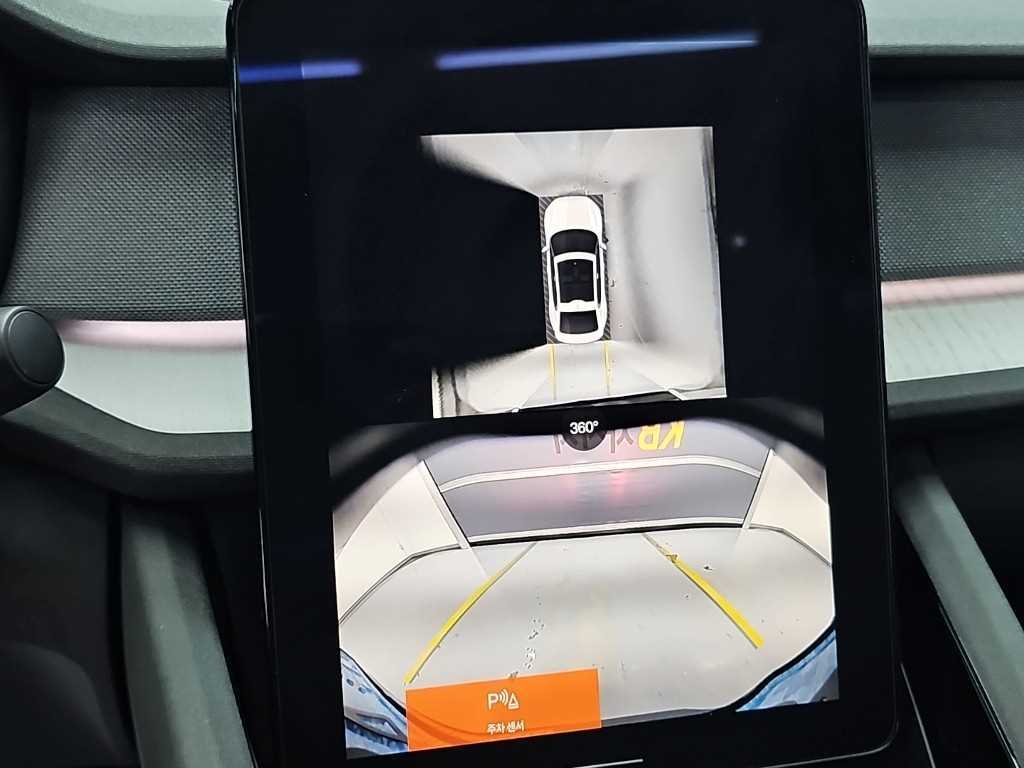 Polestar Polestar 2 — photo 15