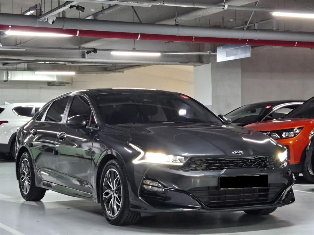 Kia K5 — photo 02