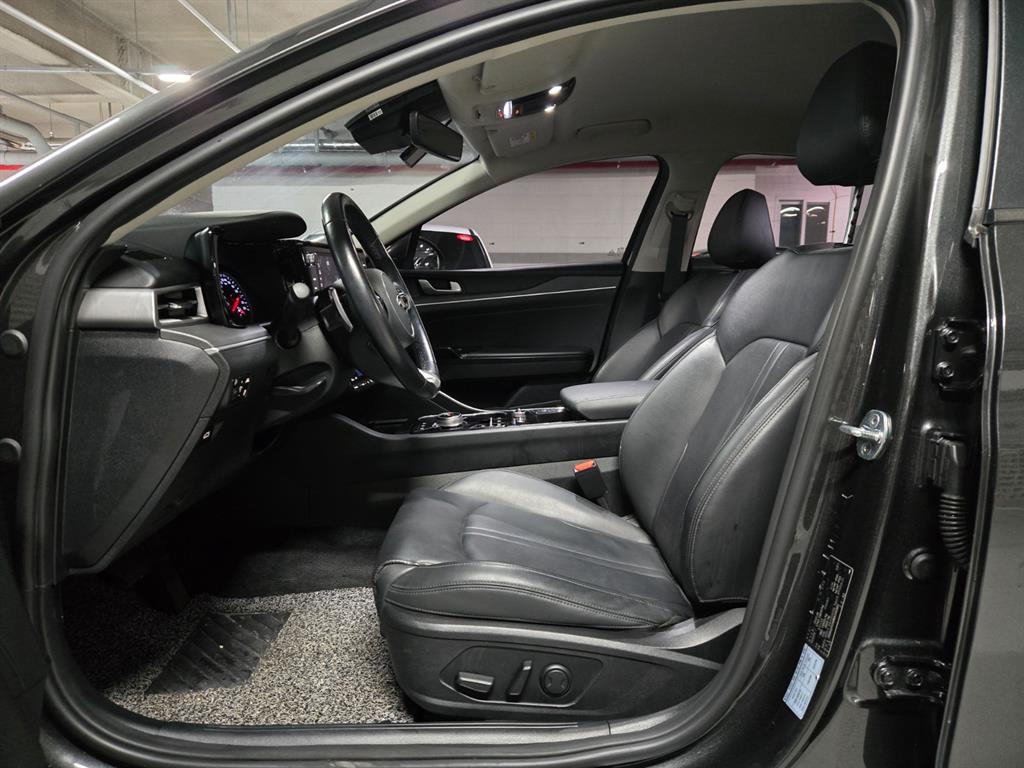 Kia K5 — photo 06