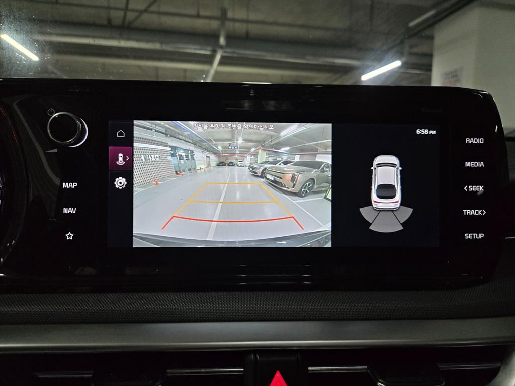 Kia K5 — photo 12