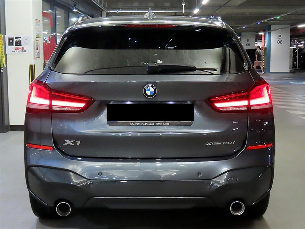 BMW X1 — photo 05