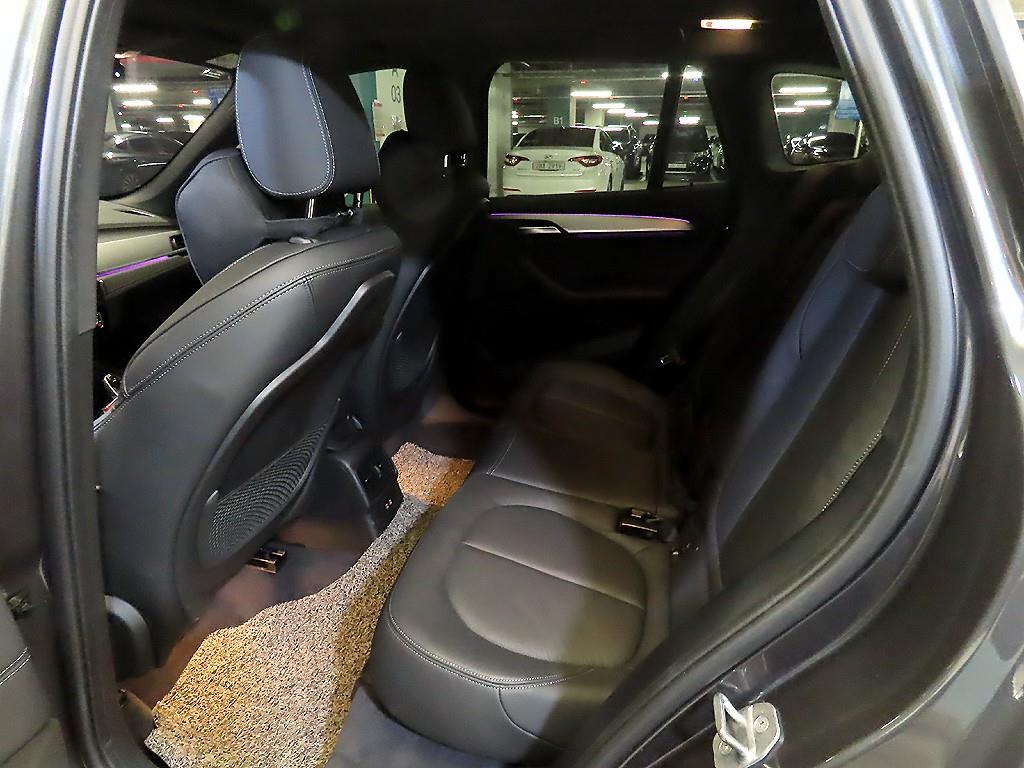 BMW X1 — photo 07
