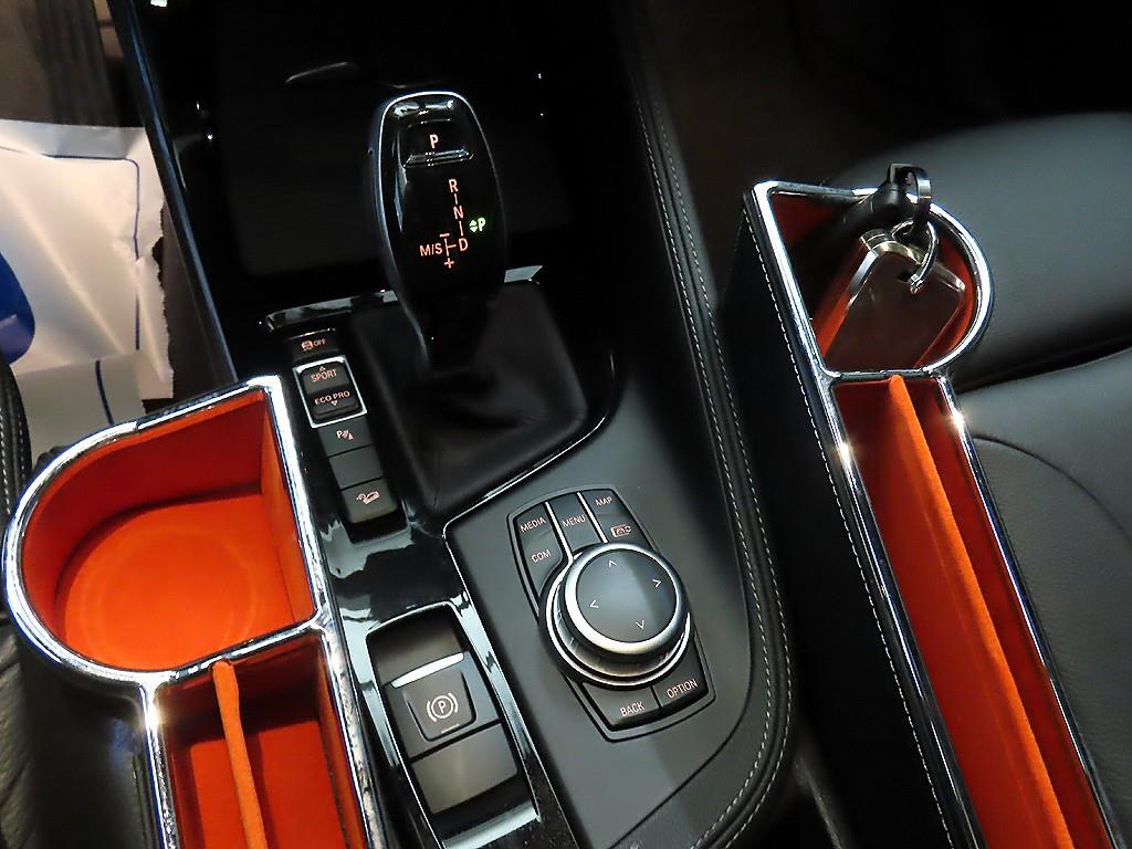 BMW X1 — photo 12