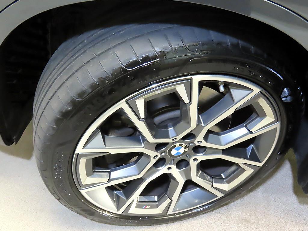 BMW X1 — photo 20