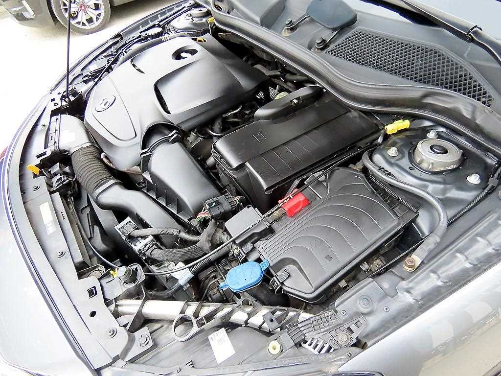 Infiniti Q30 — photo 19
