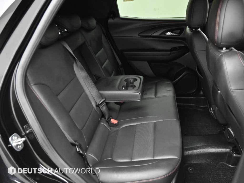 CHEVROLET Trailblazer — photo 12