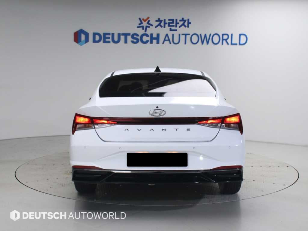 Hyundai AVANTE — photo 04