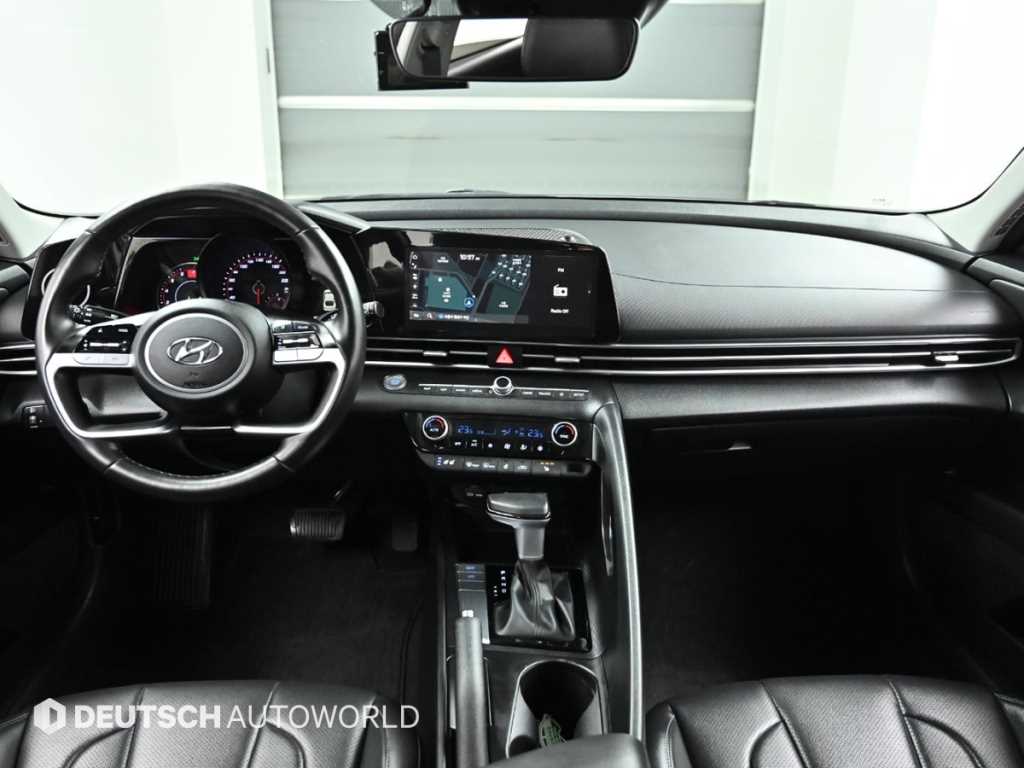 Hyundai AVANTE — photo 07
