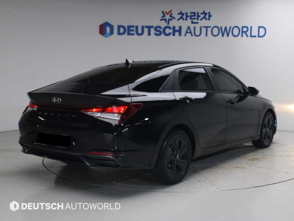 Hyundai AVANTE — photo 02