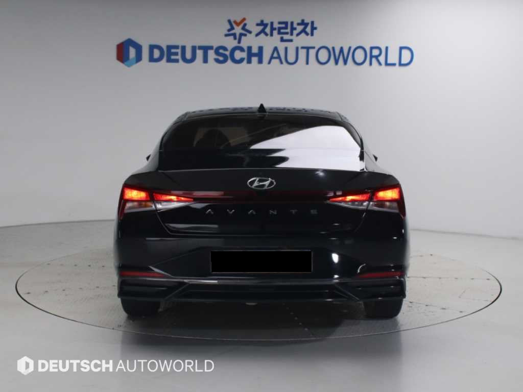 Hyundai AVANTE — photo 04