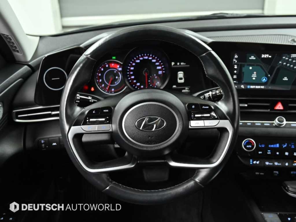 Hyundai AVANTE — photo 13