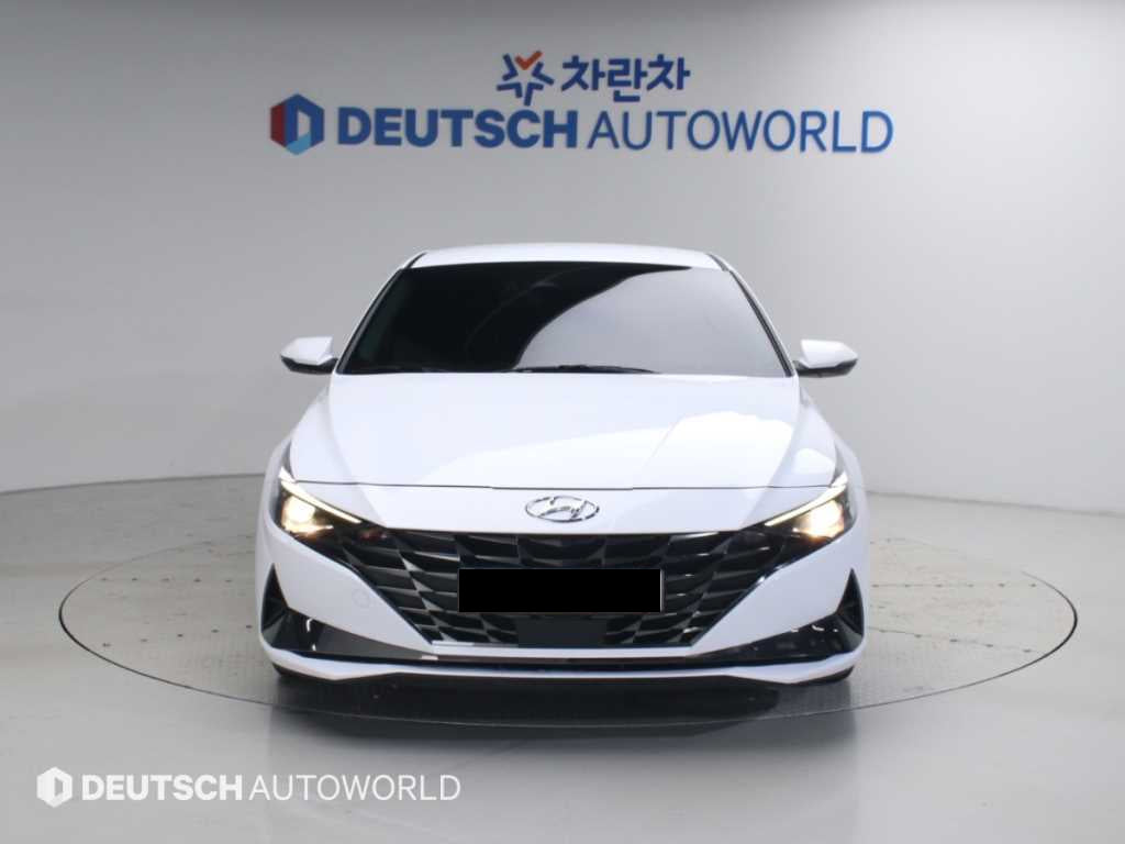 Hyundai AVANTE — photo 03