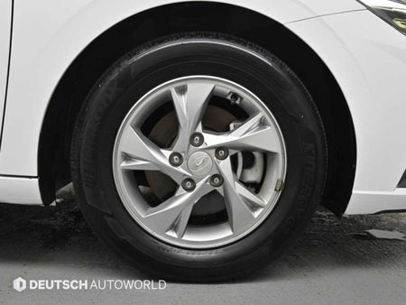 Hyundai AVANTE — photo 05