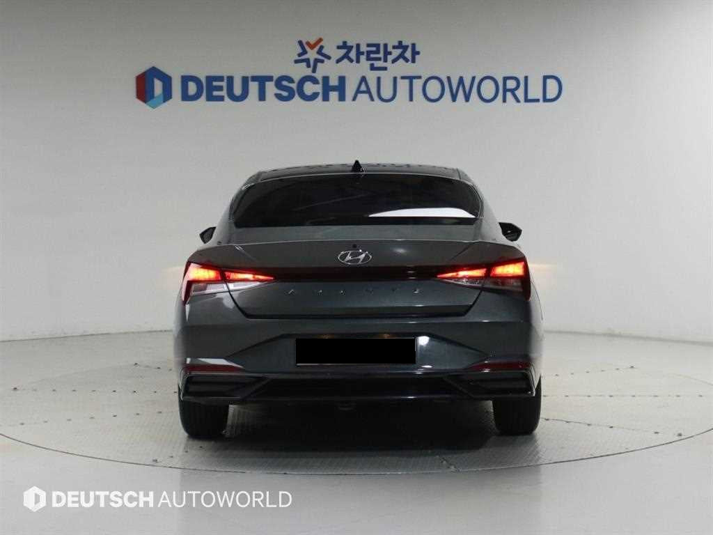 Hyundai AVANTE — photo 04