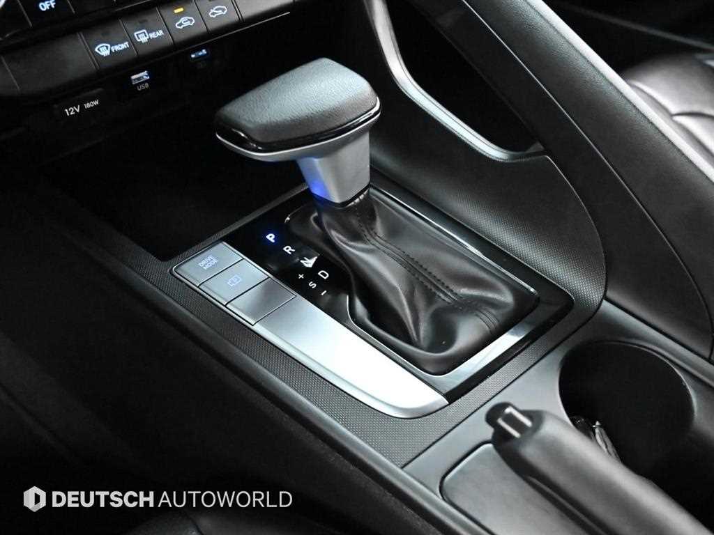 Hyundai AVANTE — photo 09