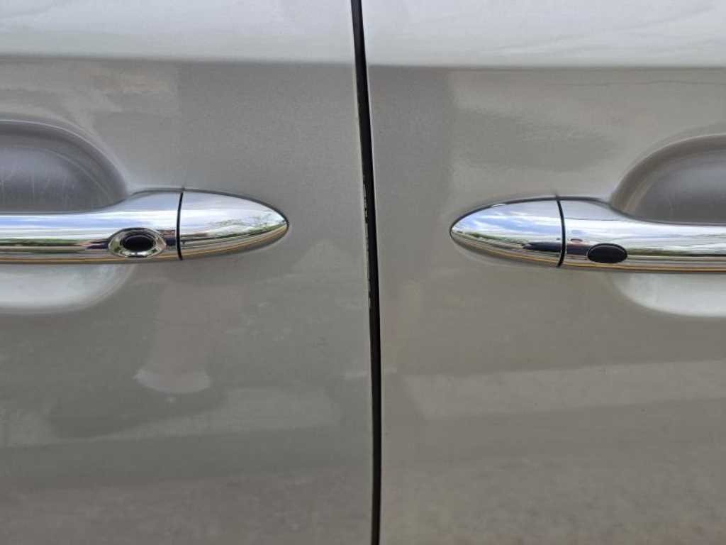 Kia Carnival — photo 12