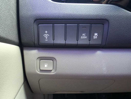 Kia Carnival — photo 17