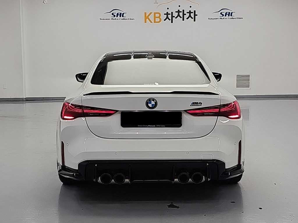 BMW M4 — photo 03