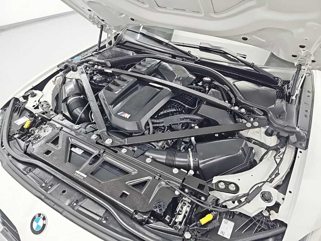 BMW M4 — photo 05