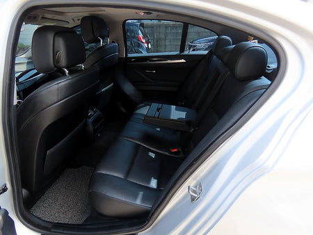 BMW 5-Series — photo 06