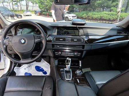 BMW 5-Series — photo 07