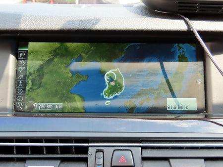 BMW 5-Series — photo 14