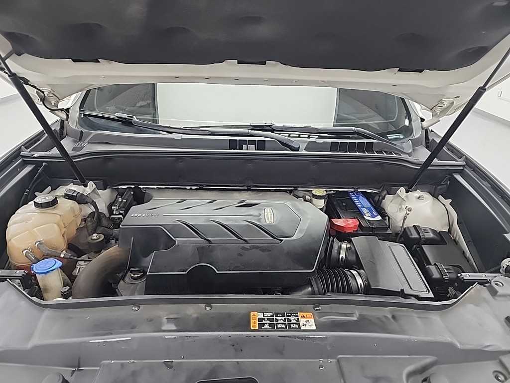 Lincoln MKX — photo 05