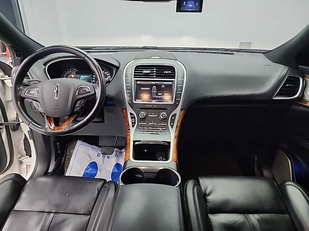 Lincoln MKX — photo 07